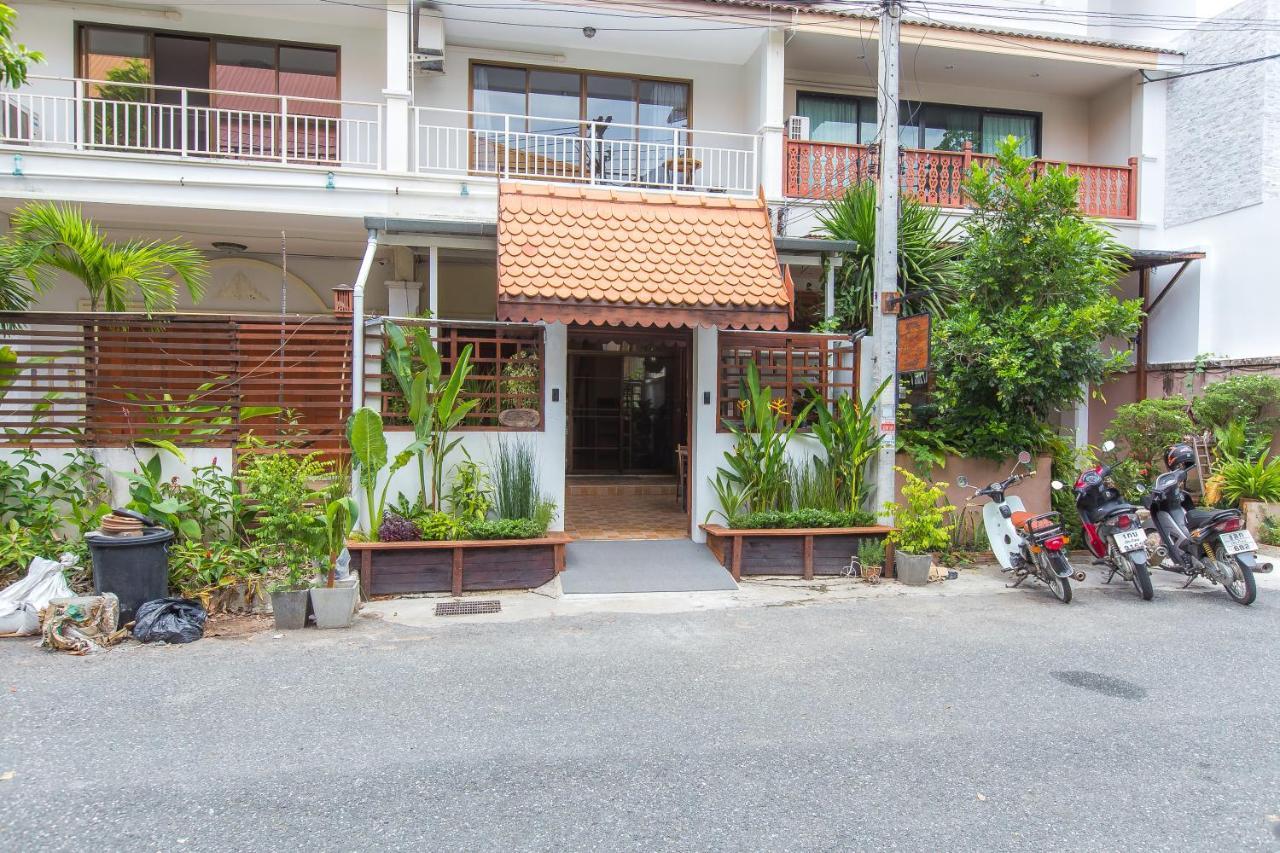 Hotel The Little Siri Chiang Mai Esterno foto