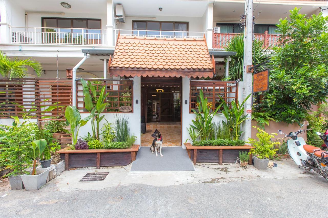 Hotel The Little Siri Chiang Mai Esterno foto