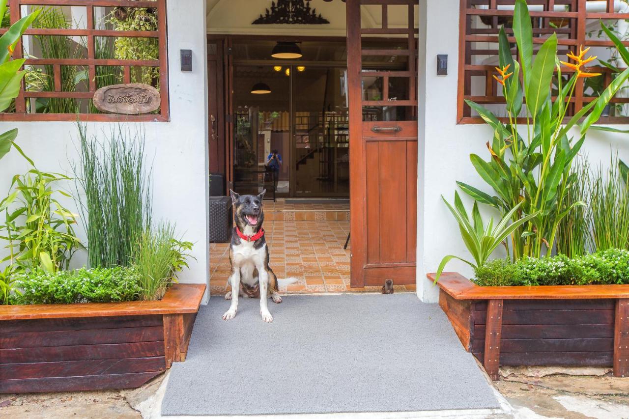 Hotel The Little Siri Chiang Mai Esterno foto