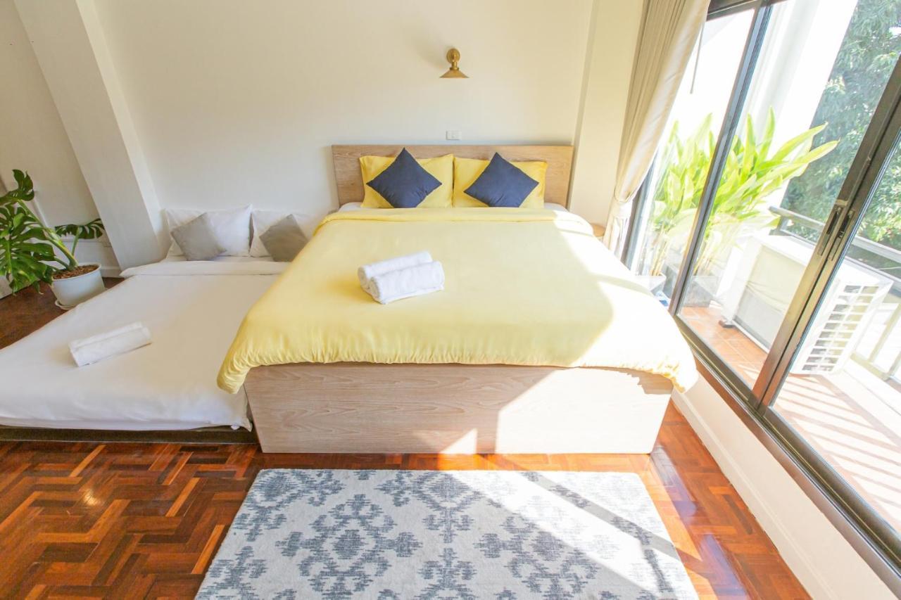 Hotel The Little Siri Chiang Mai Esterno foto