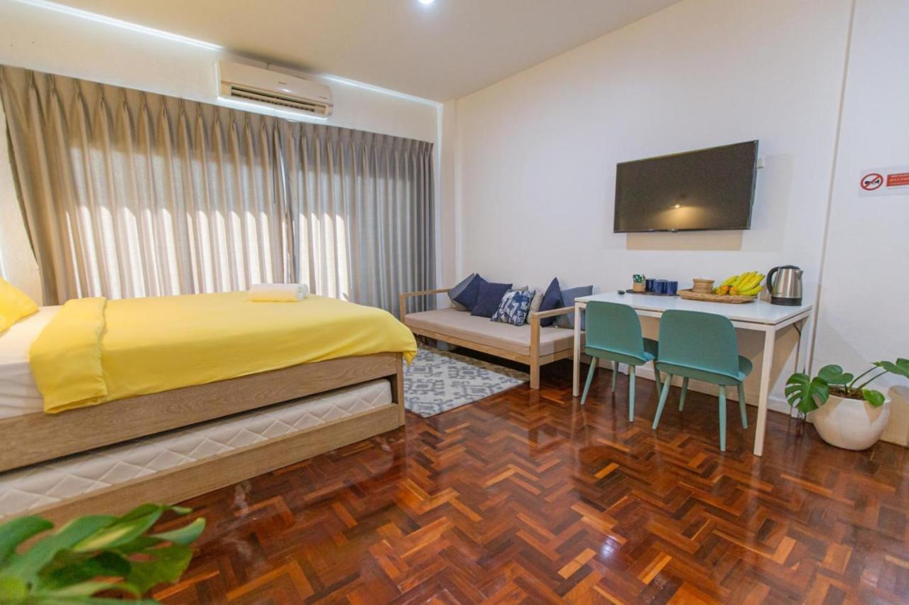 Hotel The Little Siri Chiang Mai Esterno foto
